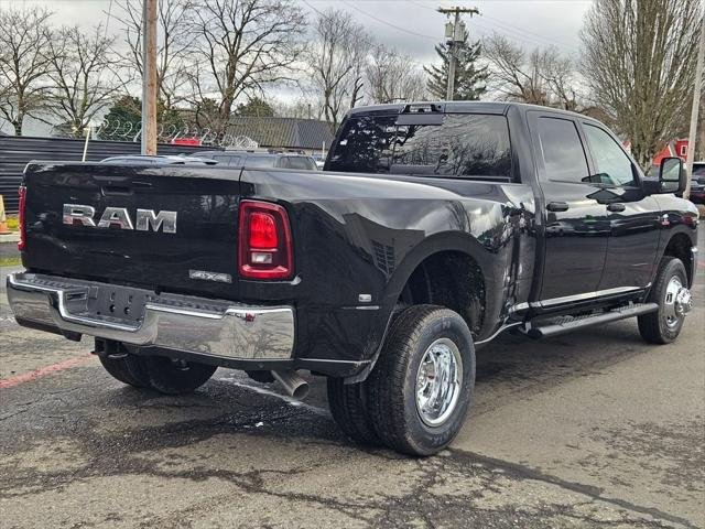 New 2026 Diamond Black Crystal Pearl-Coat Exterior Paint RAM TRADESMAN image 7
