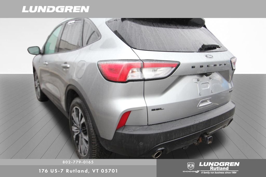 Used 2022 Silver Ford SEL image 8