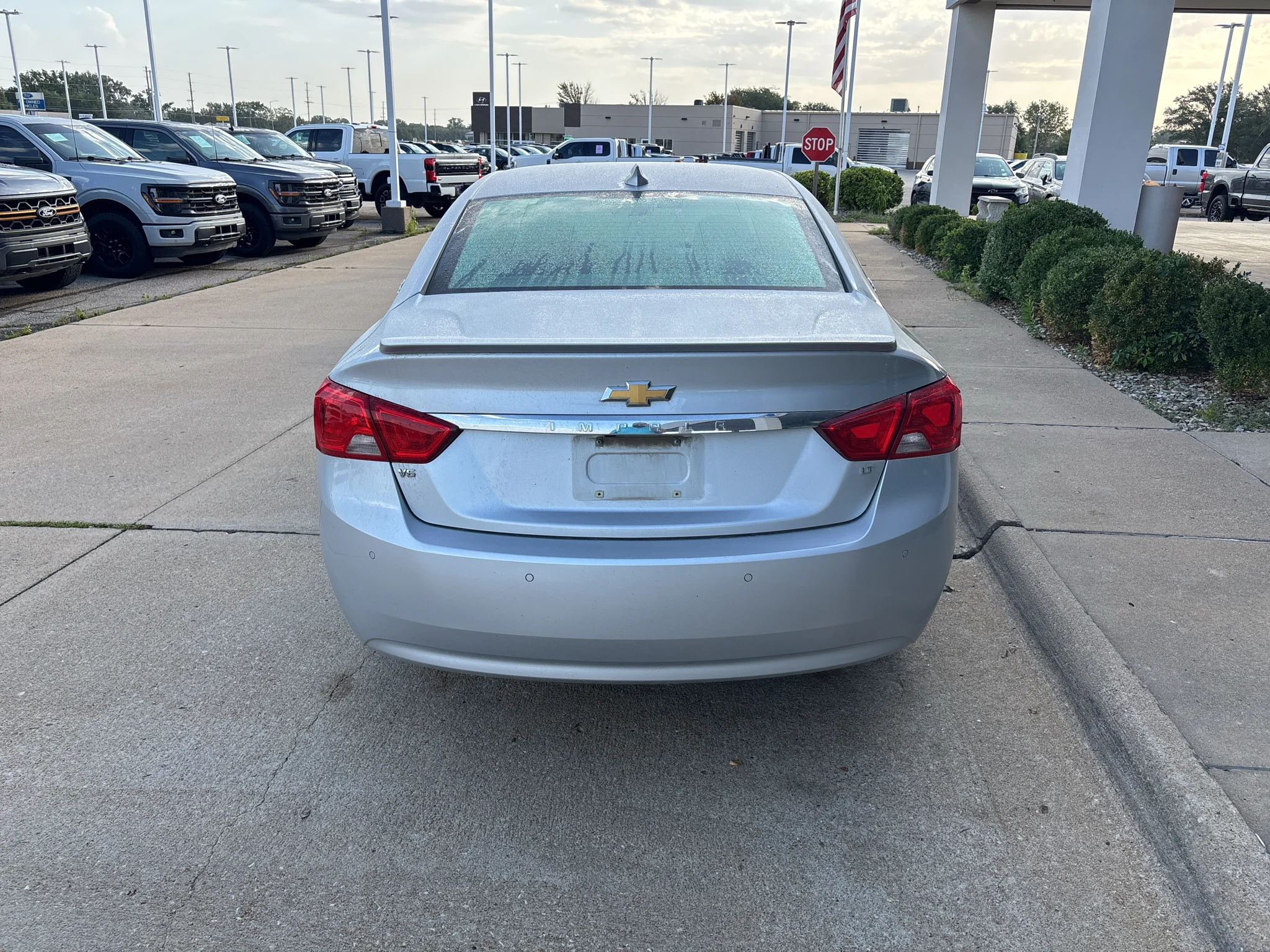 Used 2017 Silver Ice Metallic Chevrolet LT image 9