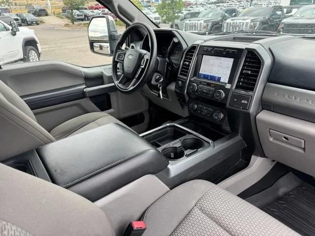 Used 2021 White Ford XL image 27