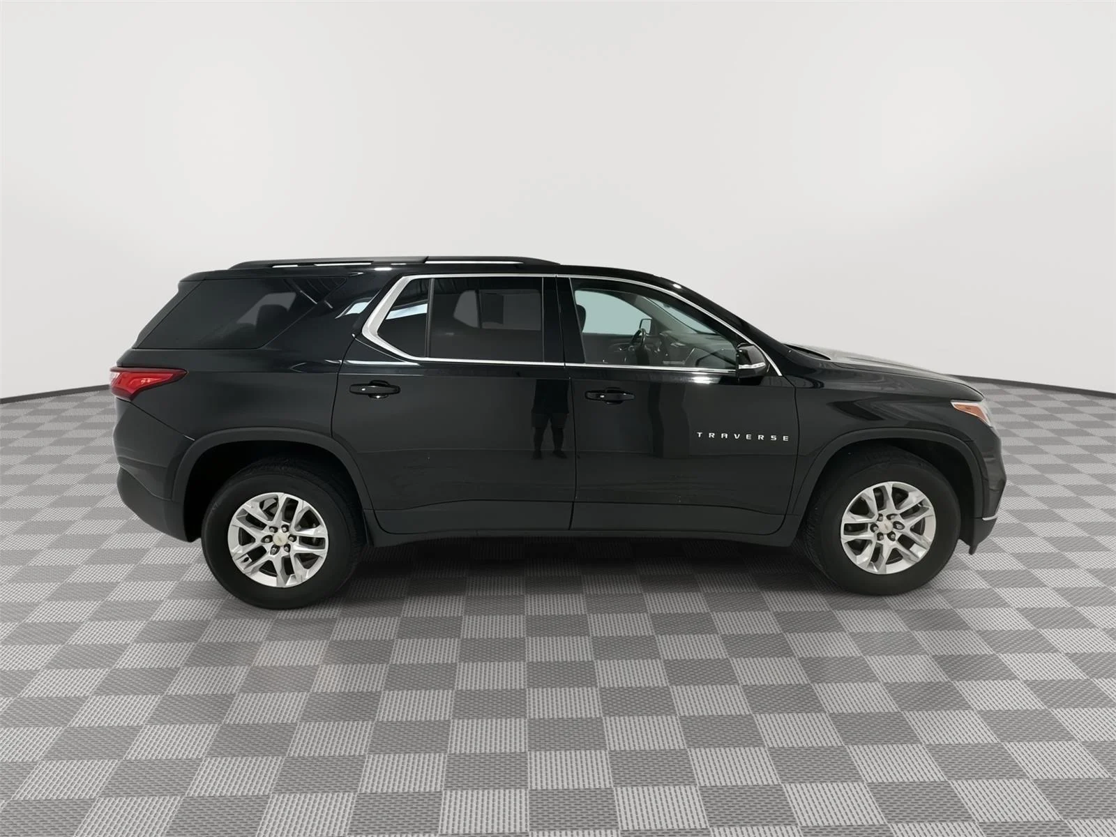 Used 2019 Mosaic Black Metallic Chevrolet LT Cloth image 6