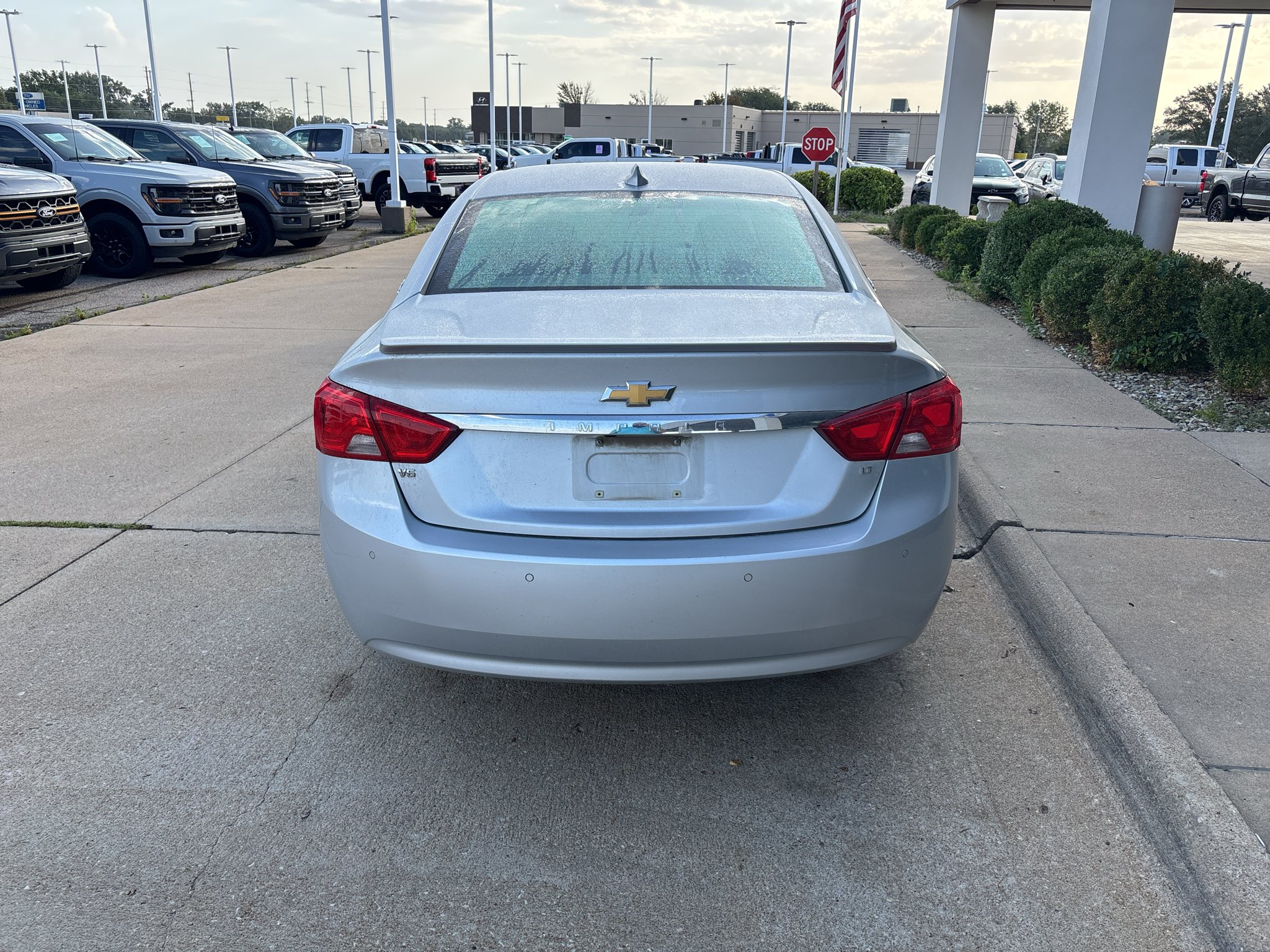 Used 2017 Silver Ice Metallic Chevrolet LT image 9