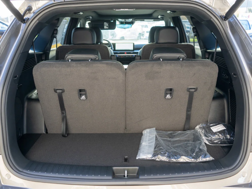 New 2026 Volcanic Sand Kia X-Line SX Prestige AWD image 33