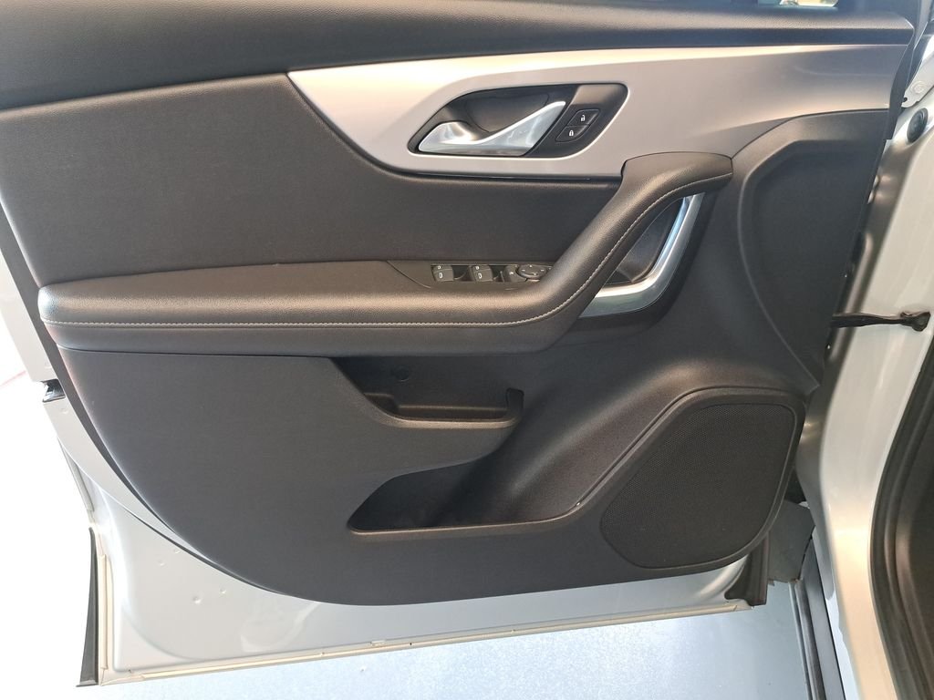 Used 2022 Silver Chevrolet LT image 23