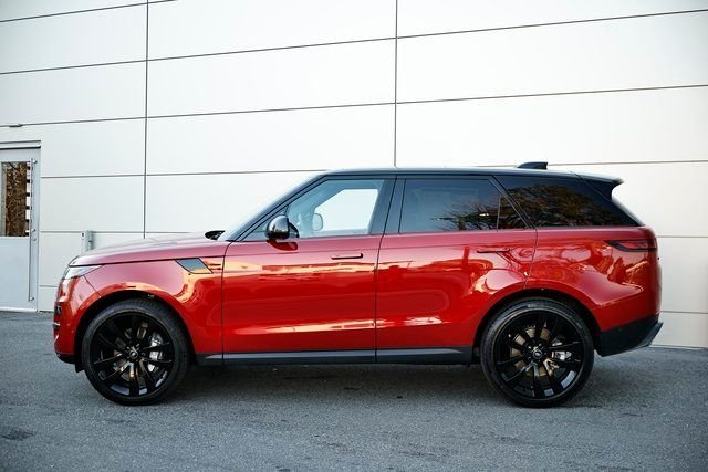 New 2025 Firenze Red LAND ROVER SE image 4