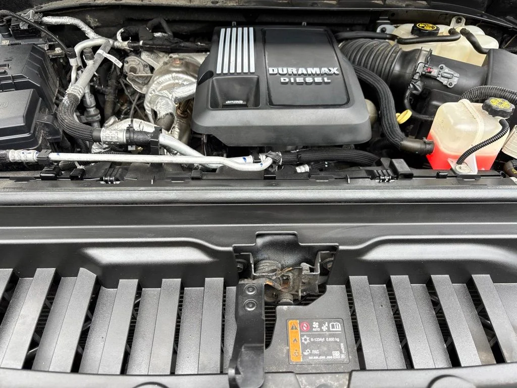 Used 2020 Black GMC Elevation image 10