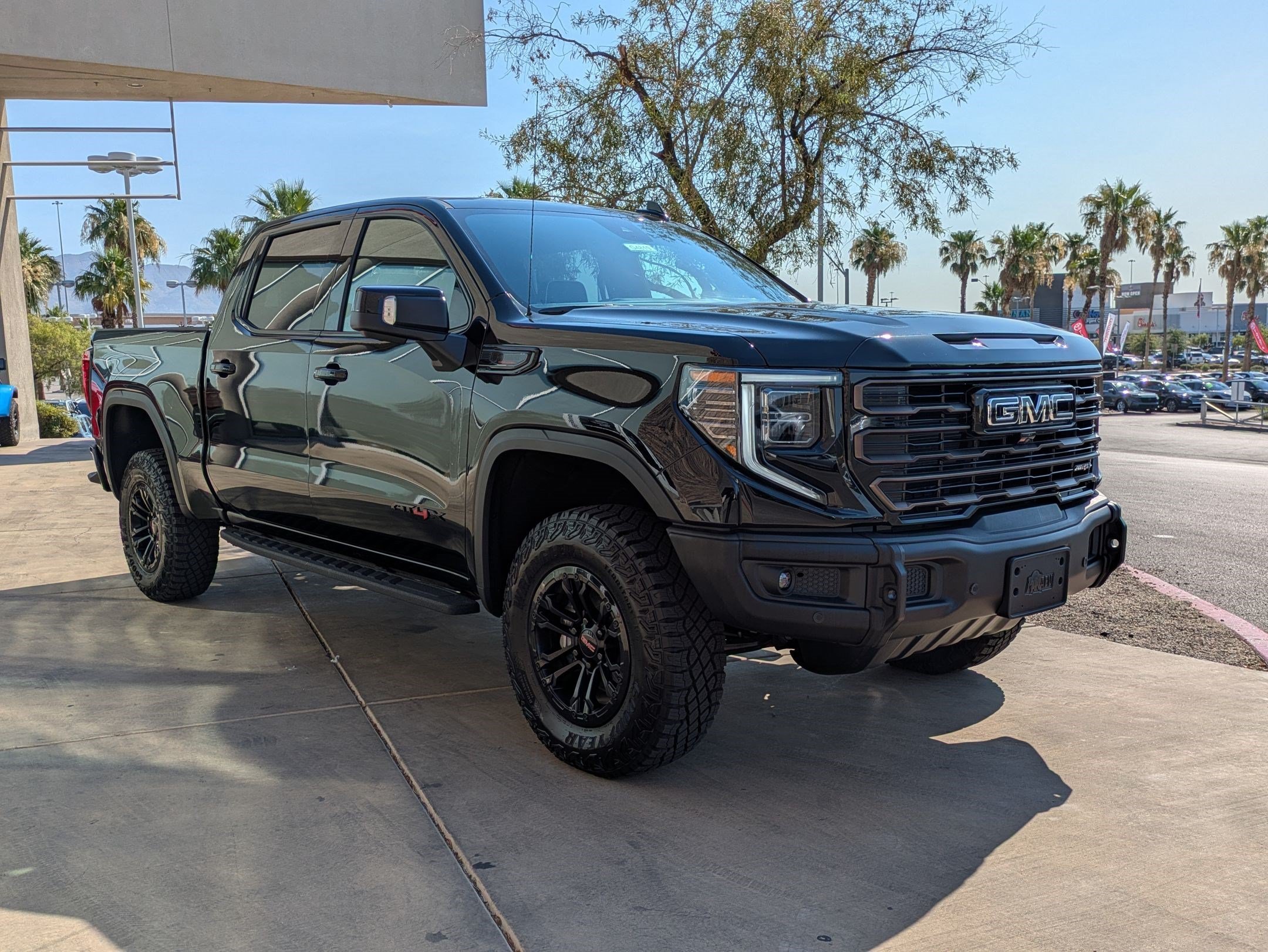 2026 GMC Sierra 1500 AT4X - Photo 7