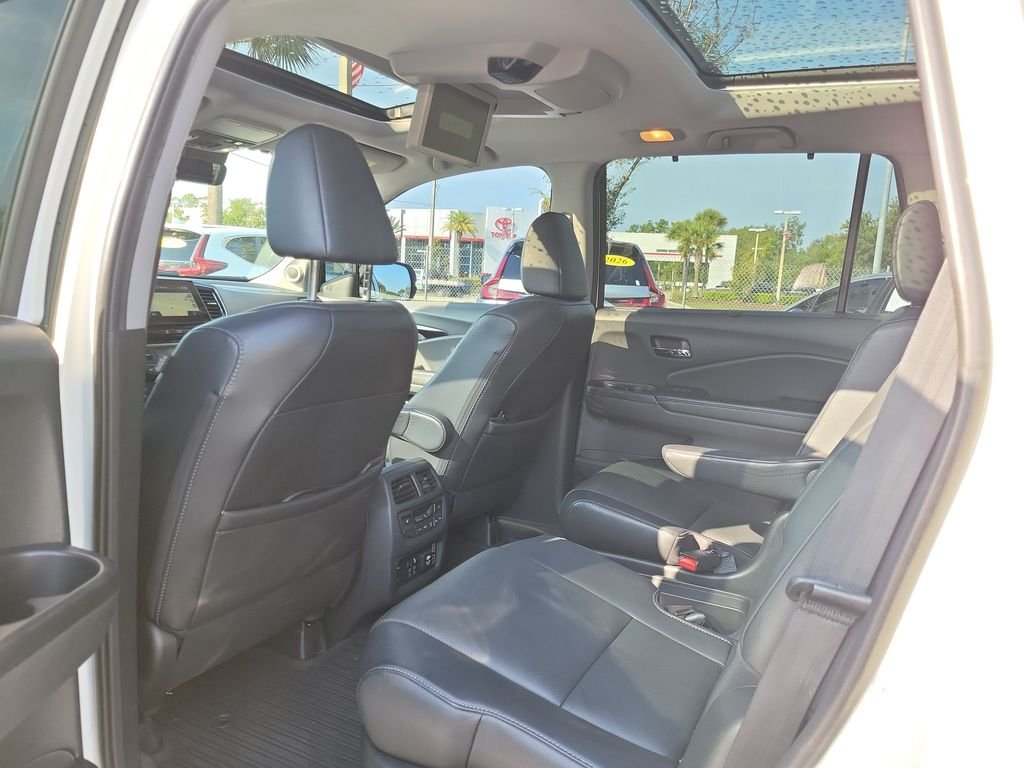2019 Honda Pilot Elite - Photo 16