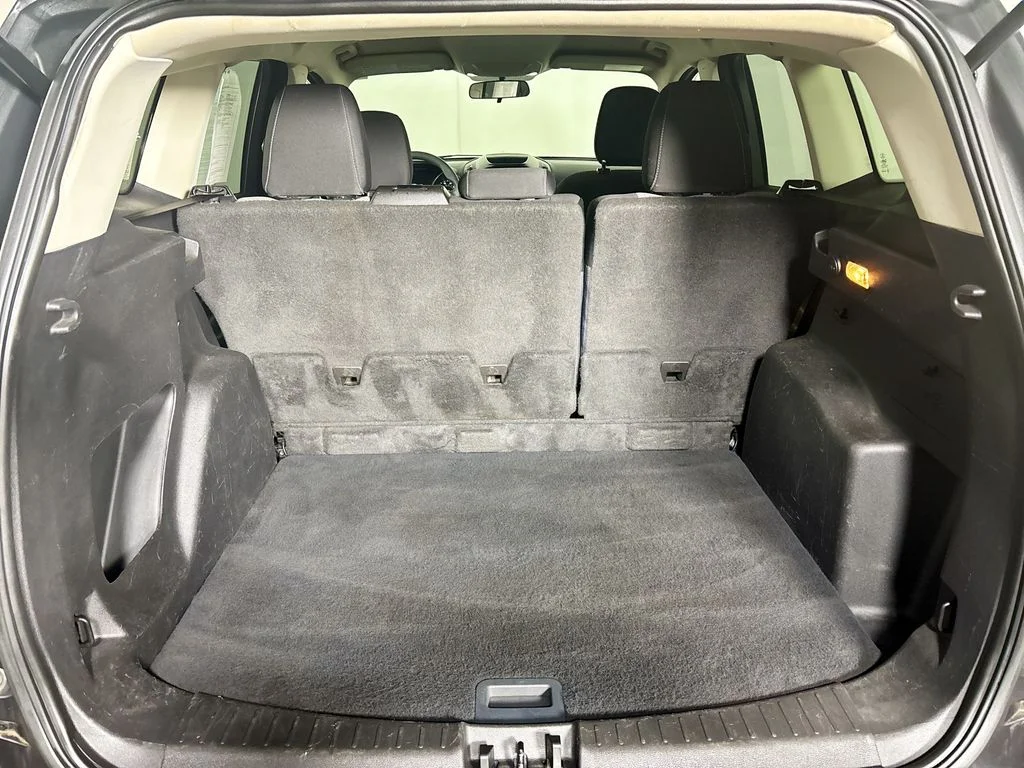 Used 2019 Gray Ford SE image 20