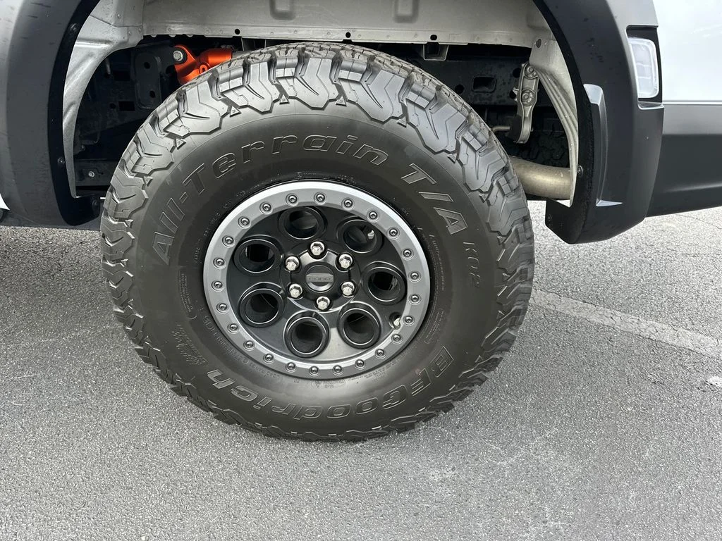 Used 2025 White Ford Raptor image 19