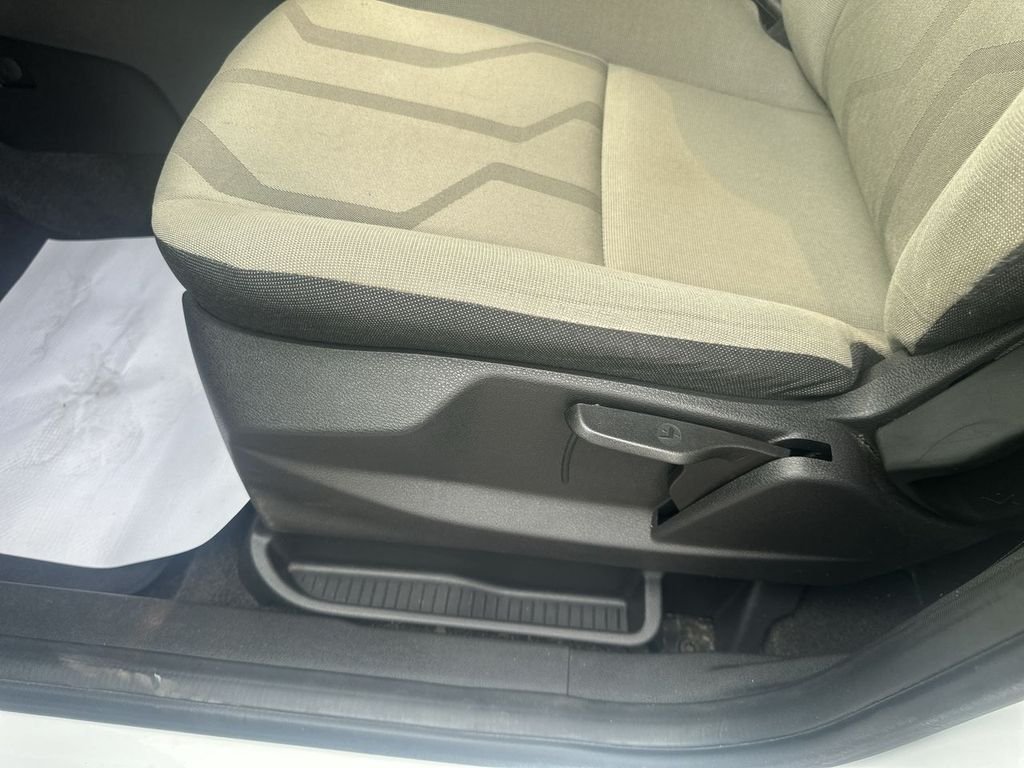 Used 2018 White Ford XLT image 18