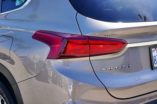 Used 2020 Brown Hyundai SE image 7