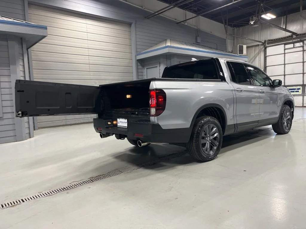 2021 Honda Ridgeline Sport - Photo 10