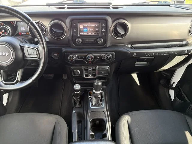 Used 2020 White Jeep Unlimited Sport S image 15