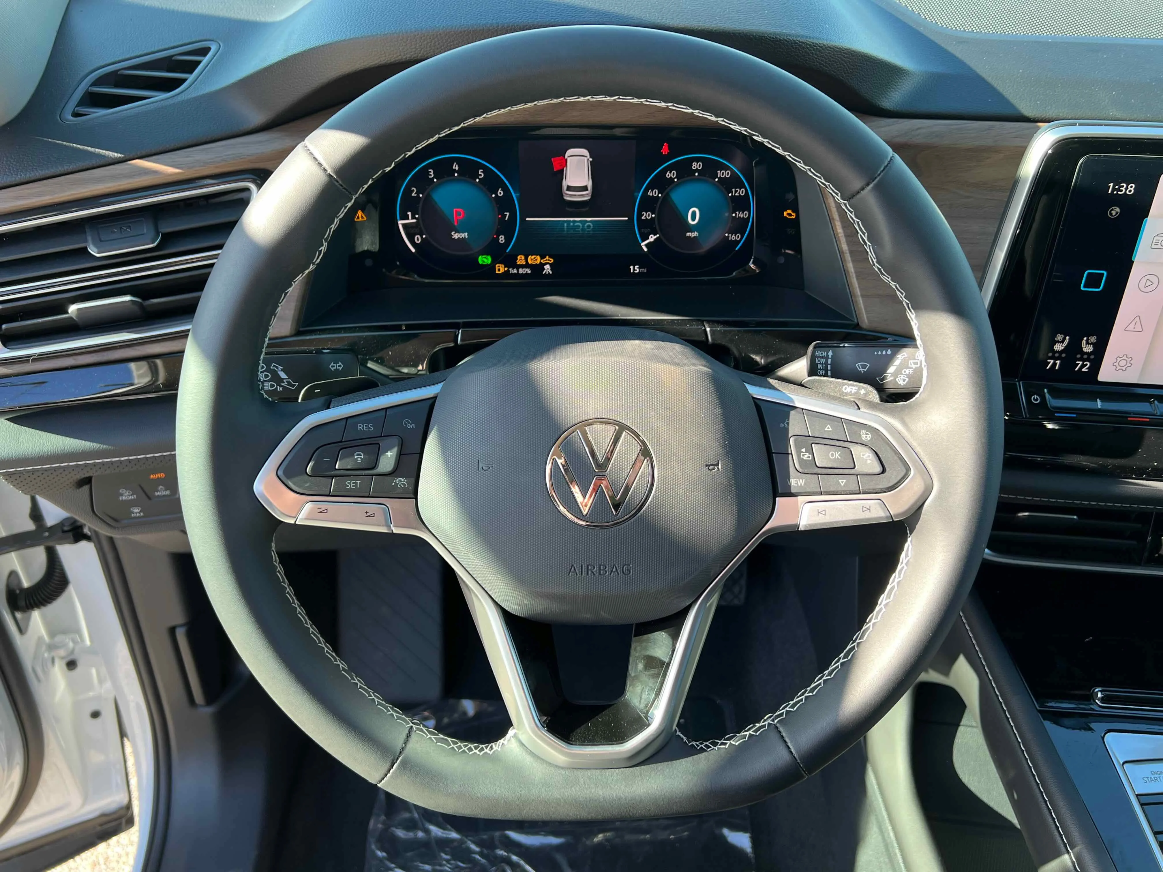 New 2026 Opal White Volkswagen 2.0T SE w/Technology image 30
