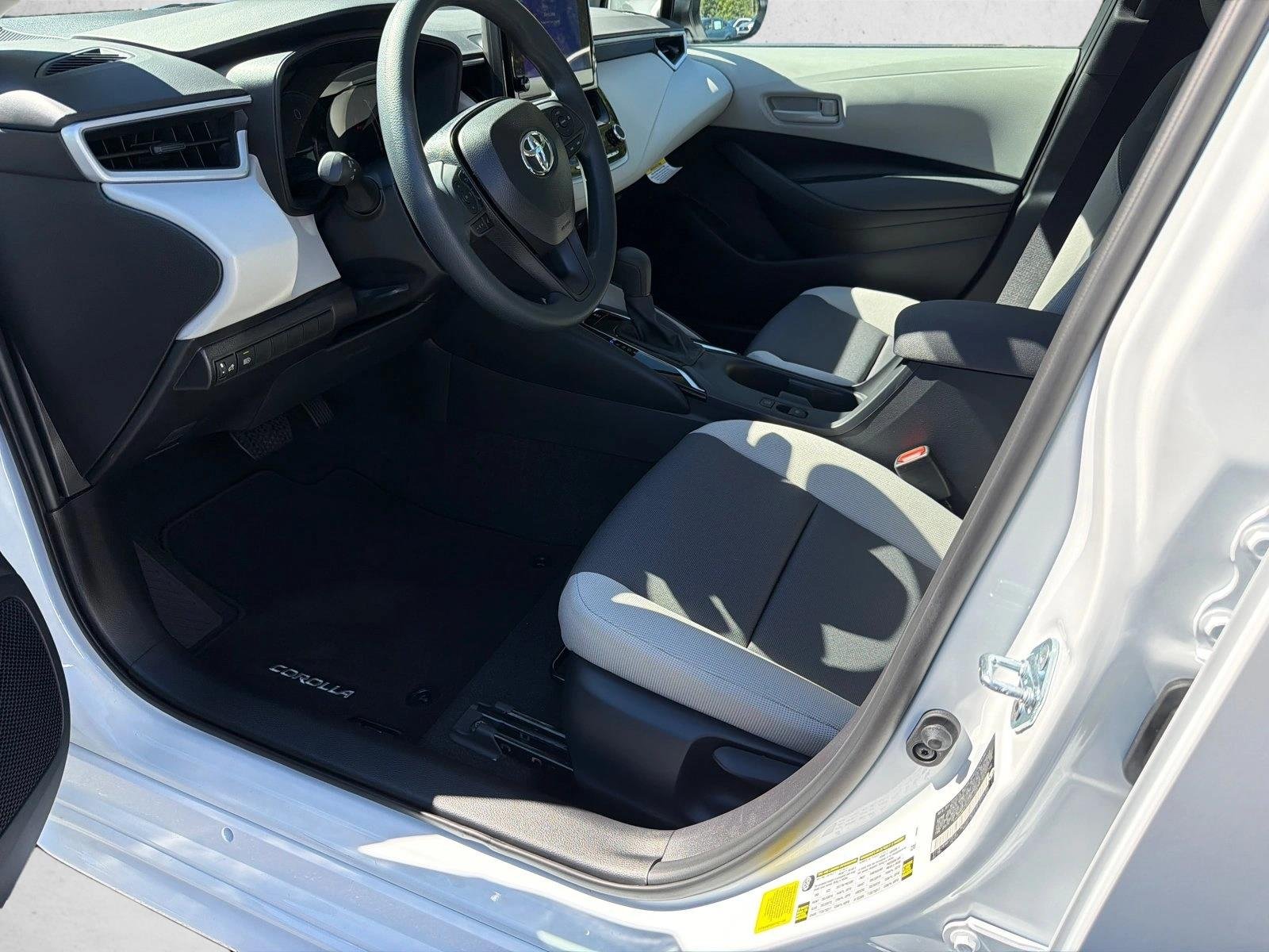 New 2027 Ice Cap Toyota LE image 9