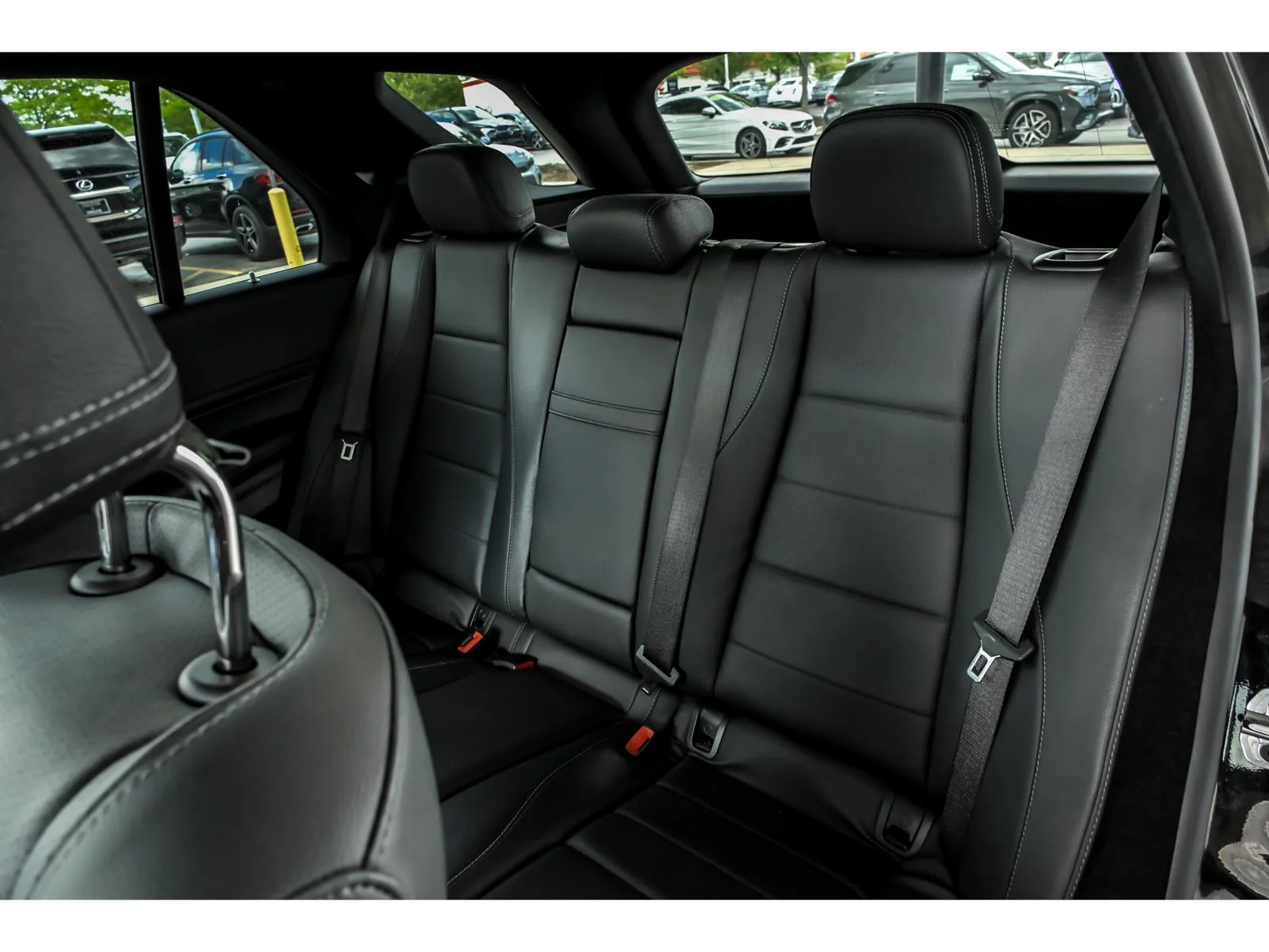 Used 2021 Black Mercedes-Benz GLE 350 4MATIC® image 12
