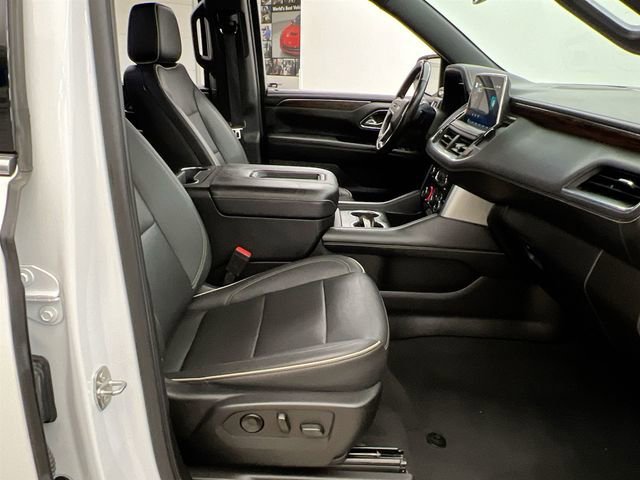 2022 Chevrolet Suburban Premier - Photo 15