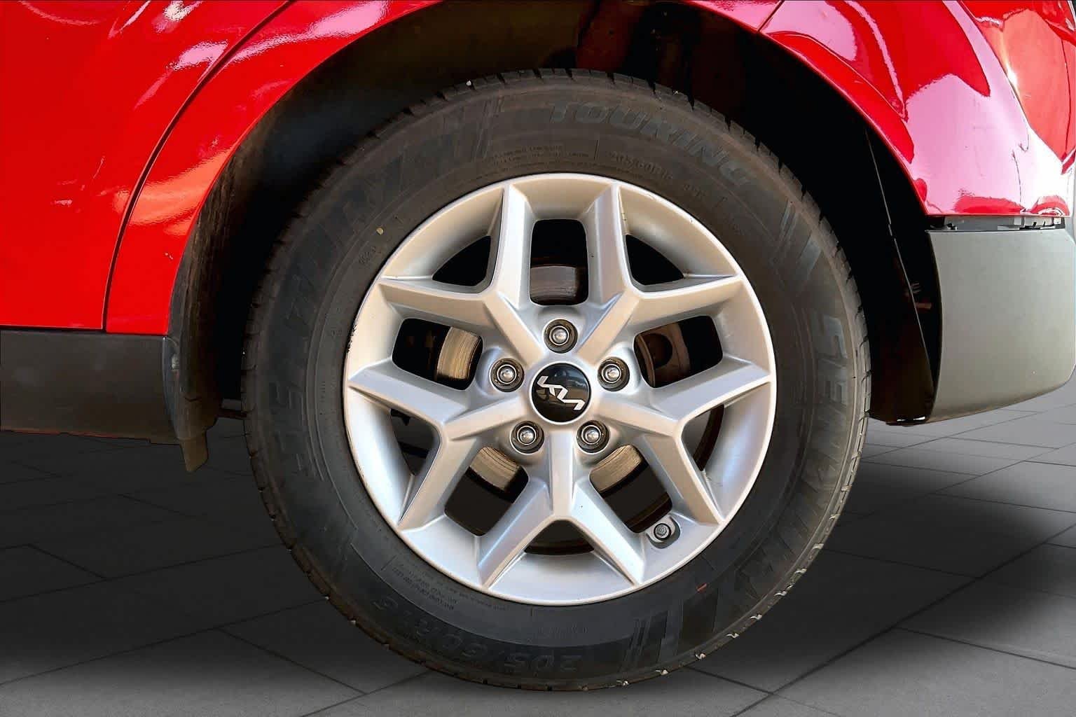 Used 2022 Inferno Red Kia LX image 11