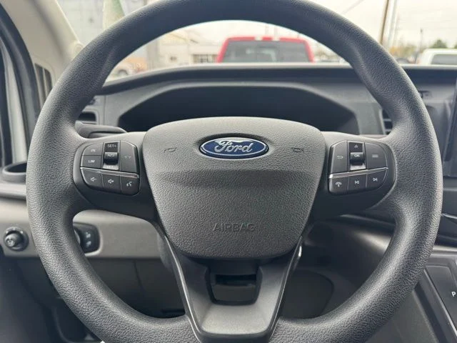 New 2026 Oxford White Ford Base image 17