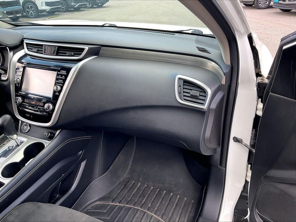 Used 2016 Pearl White Nissan S image 12