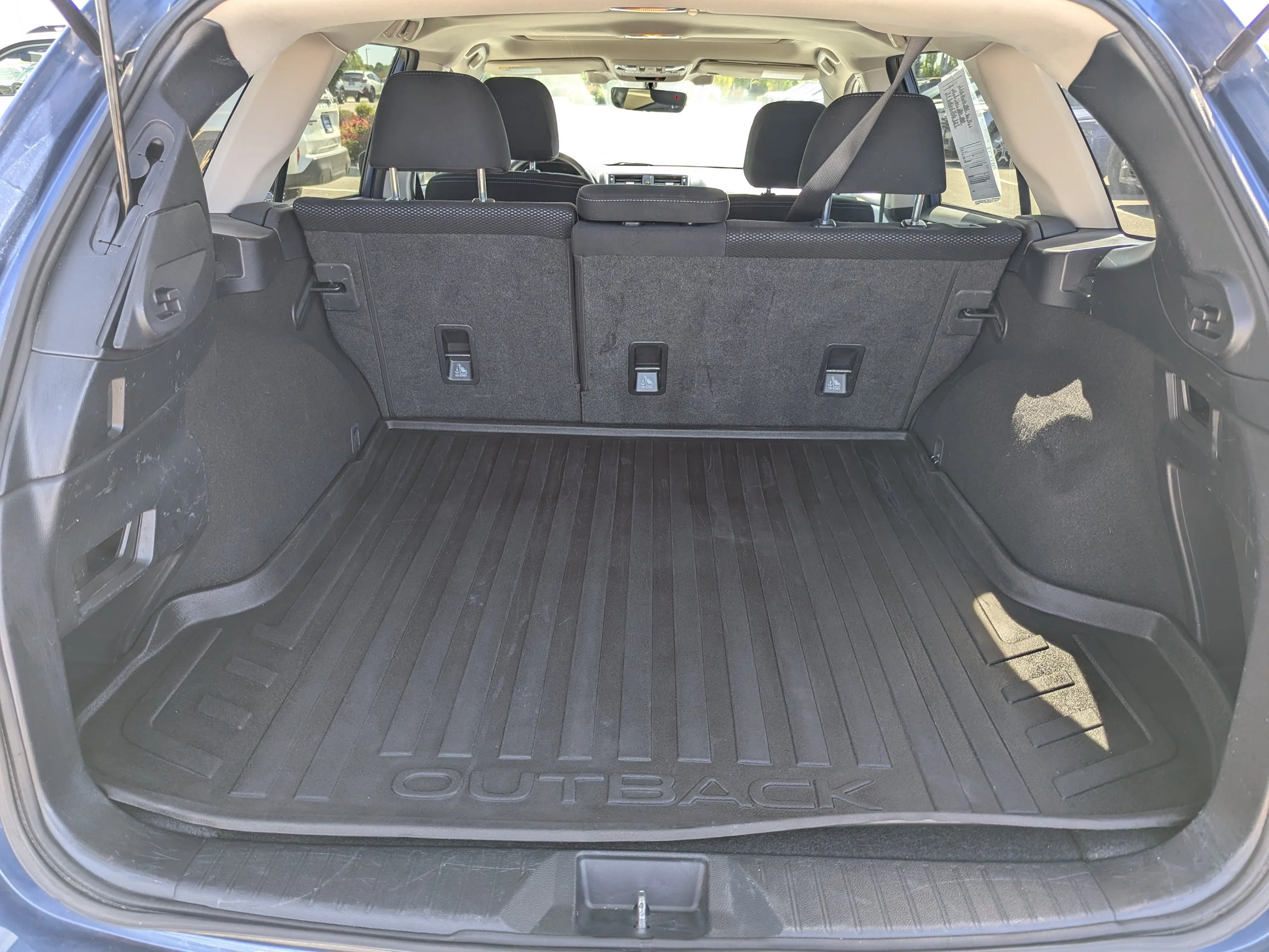 Used 2019 Abyss Blue Pearl Subaru Premium image 31