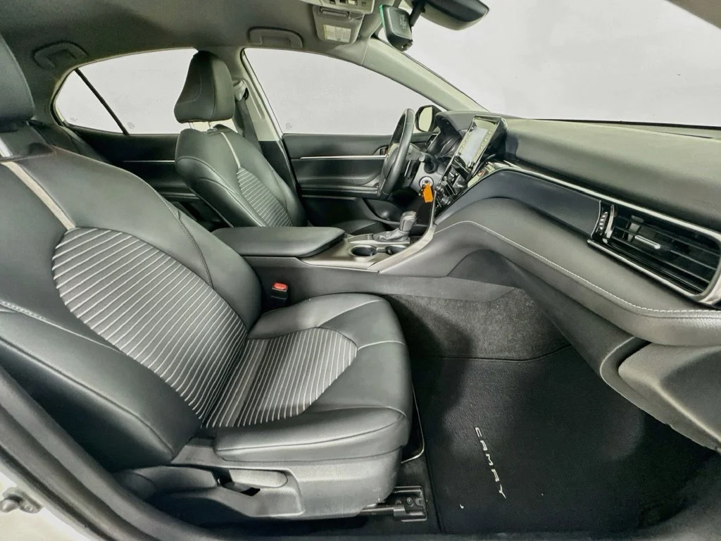 Used 2023 White Toyota SE image 31