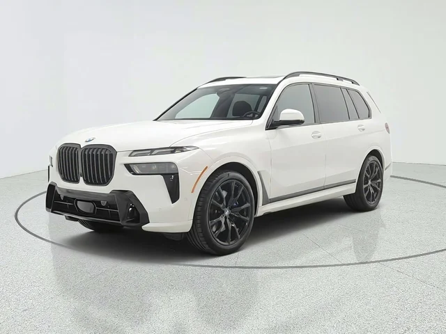 2025 BMW X7 xDrive40i