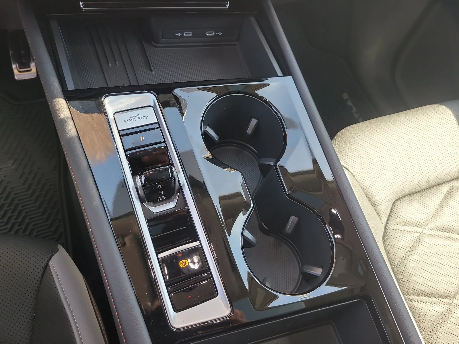 New 2026 Opal White Pearl Volkswagen 2.0T Peak Edition image 27