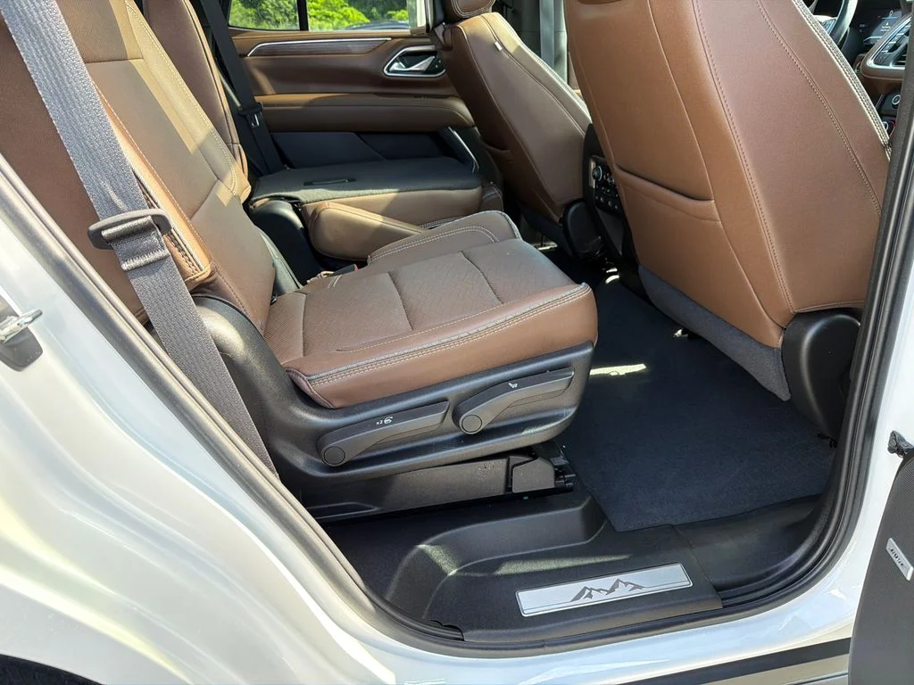 Used 2024 Beige Chevrolet High Country image 15