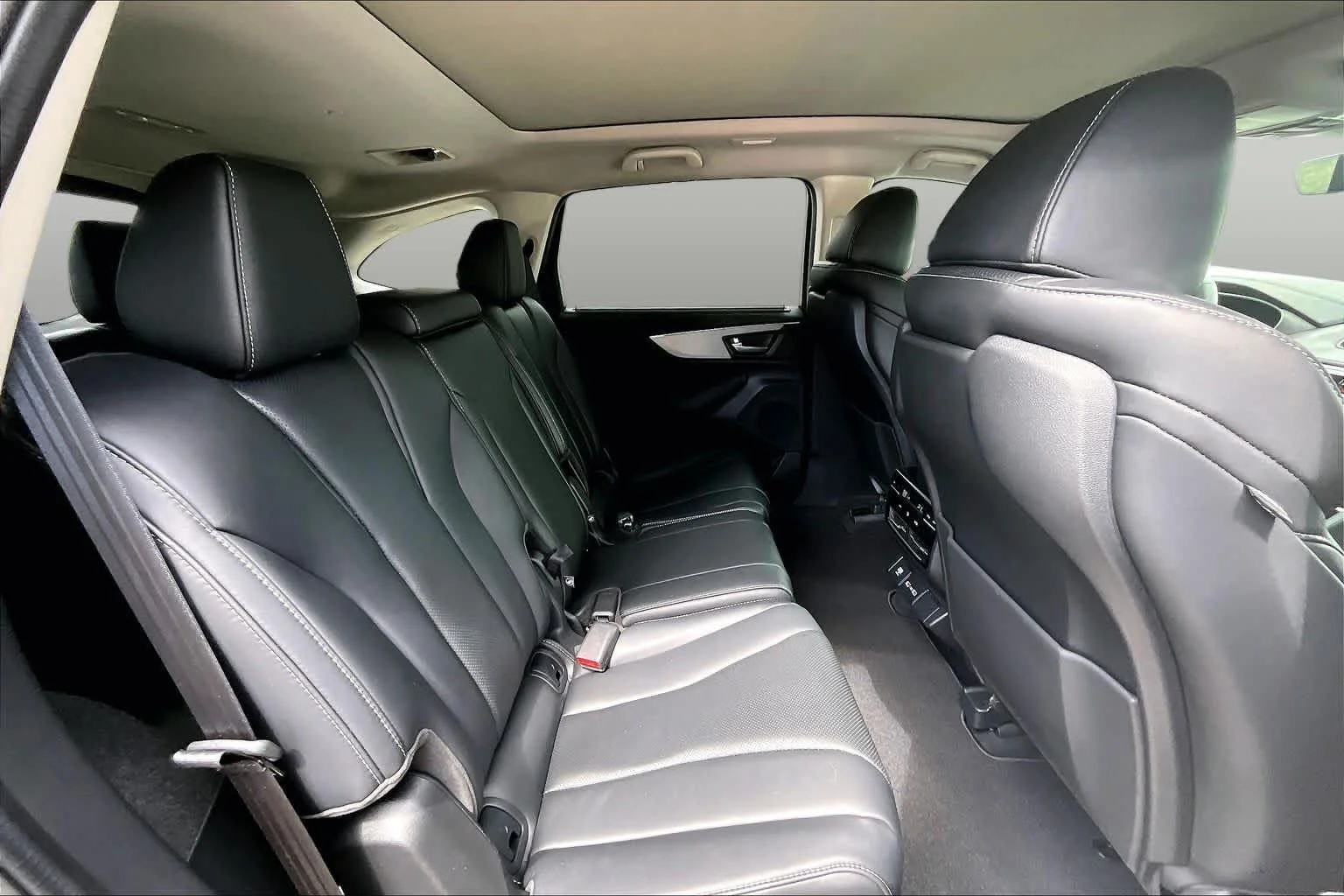 Used 2023 Liquid Carbon Metallic Acura w/Technology Package image 20
