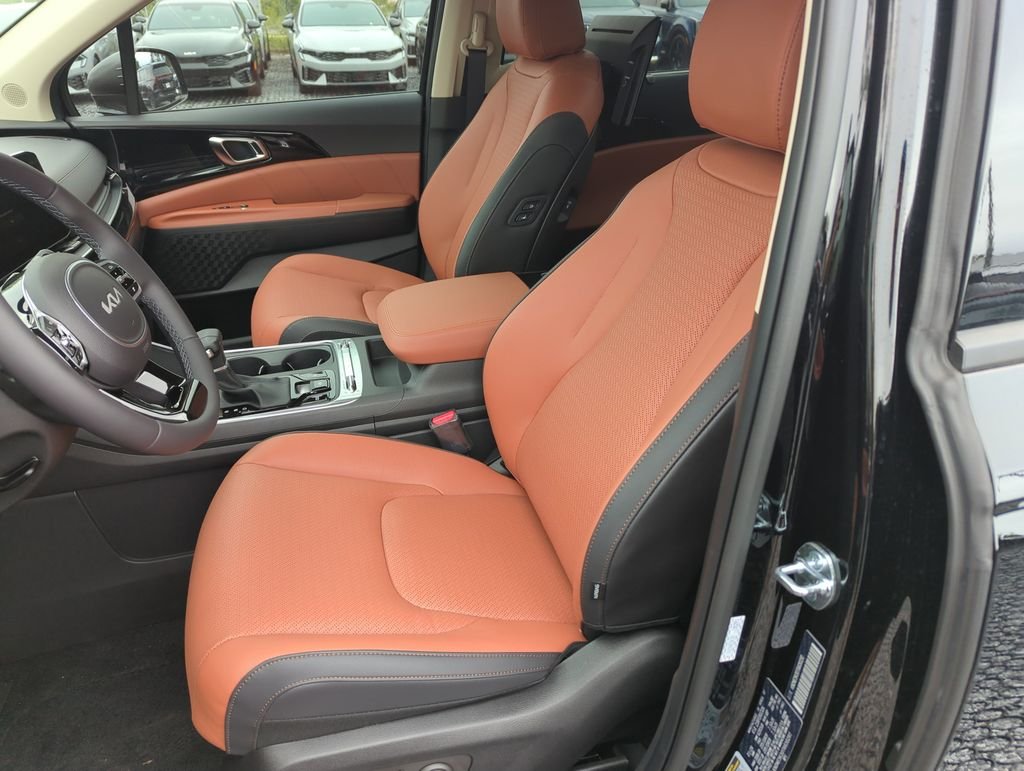 New 2026 Aurora Black Pearl Kia SX Prestige image 12