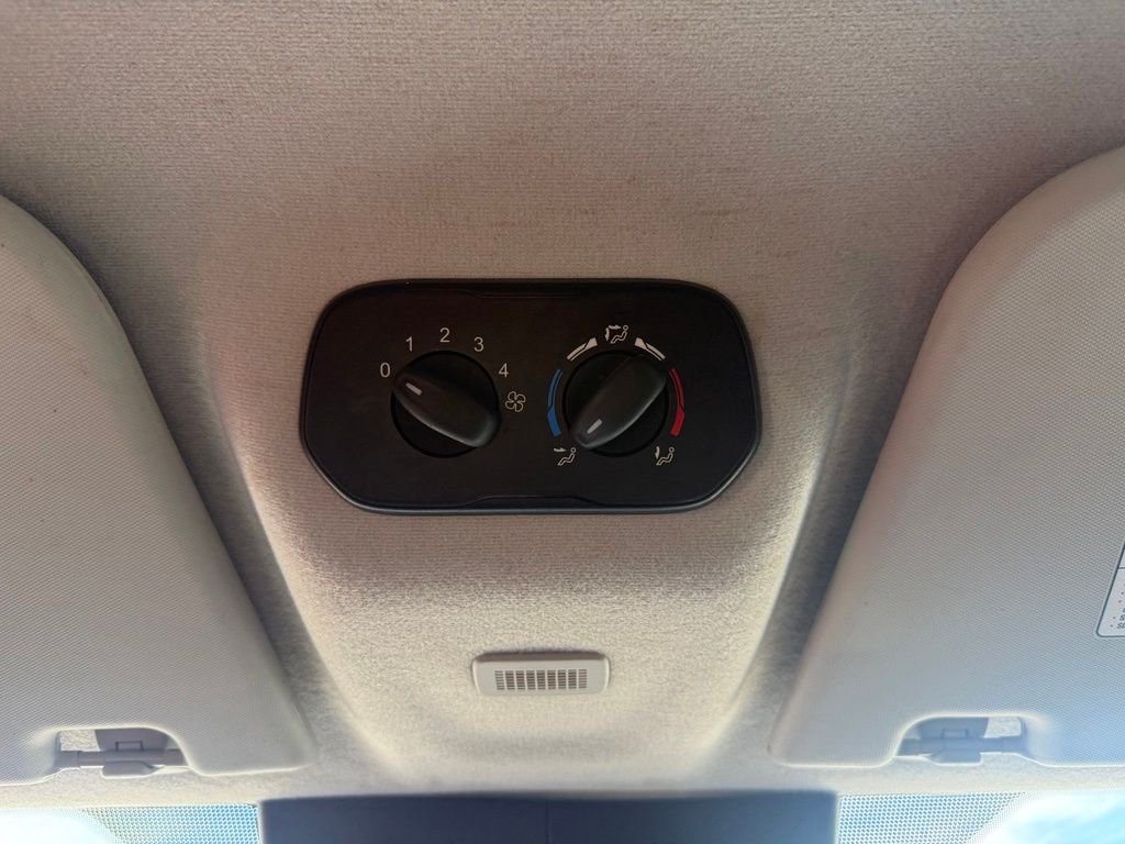 Used 2016 White Ford XLT image 14