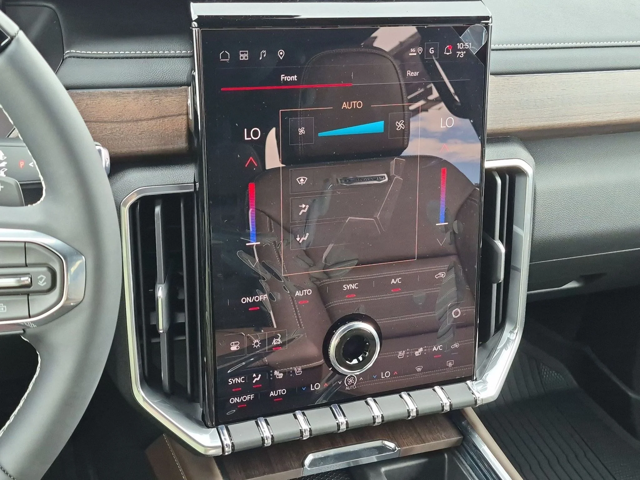2027 GMC Acadia Denali Ultimate - Photo 15
