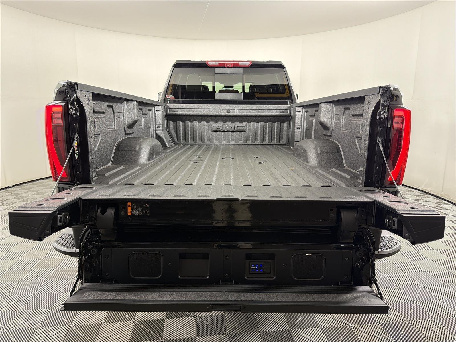 New 2026 Onyx Black GMC Denali Ultimate image 14