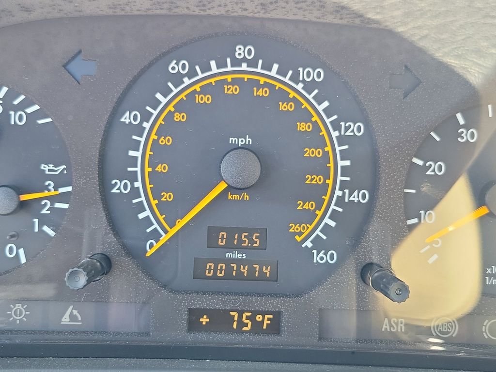 1995 Mercedes-Benz SL - Photo 24
