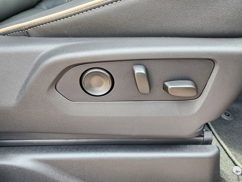 2026 GMC Yukon Elevation - Photo 42
