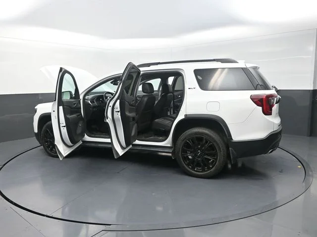 Used 2023 White GMC SLT image 42