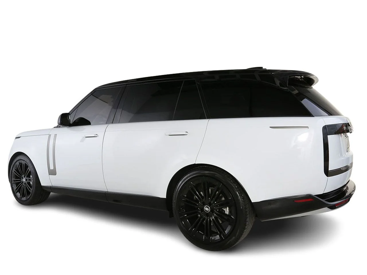 Used 2024 White Land Rover SE image 4