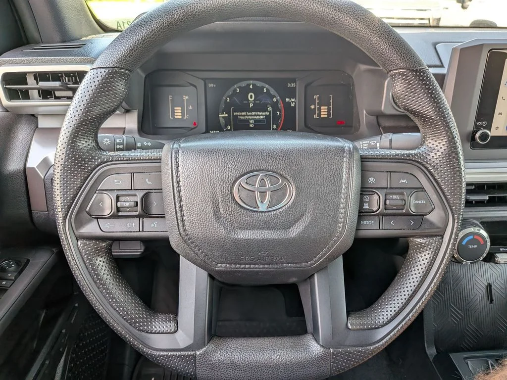 Used 2024  Toyota SR5 image 11