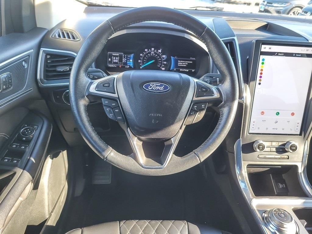 2023 Ford Edge Titanium - Photo 11