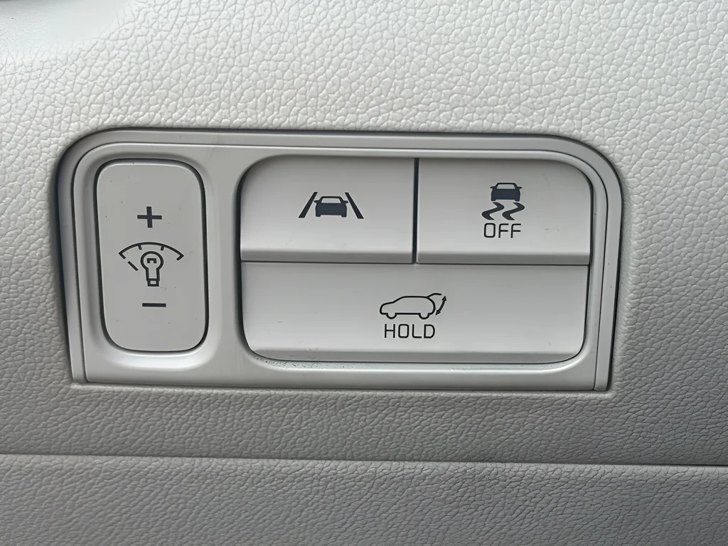 Used 2022 Gray Kia EX image 26