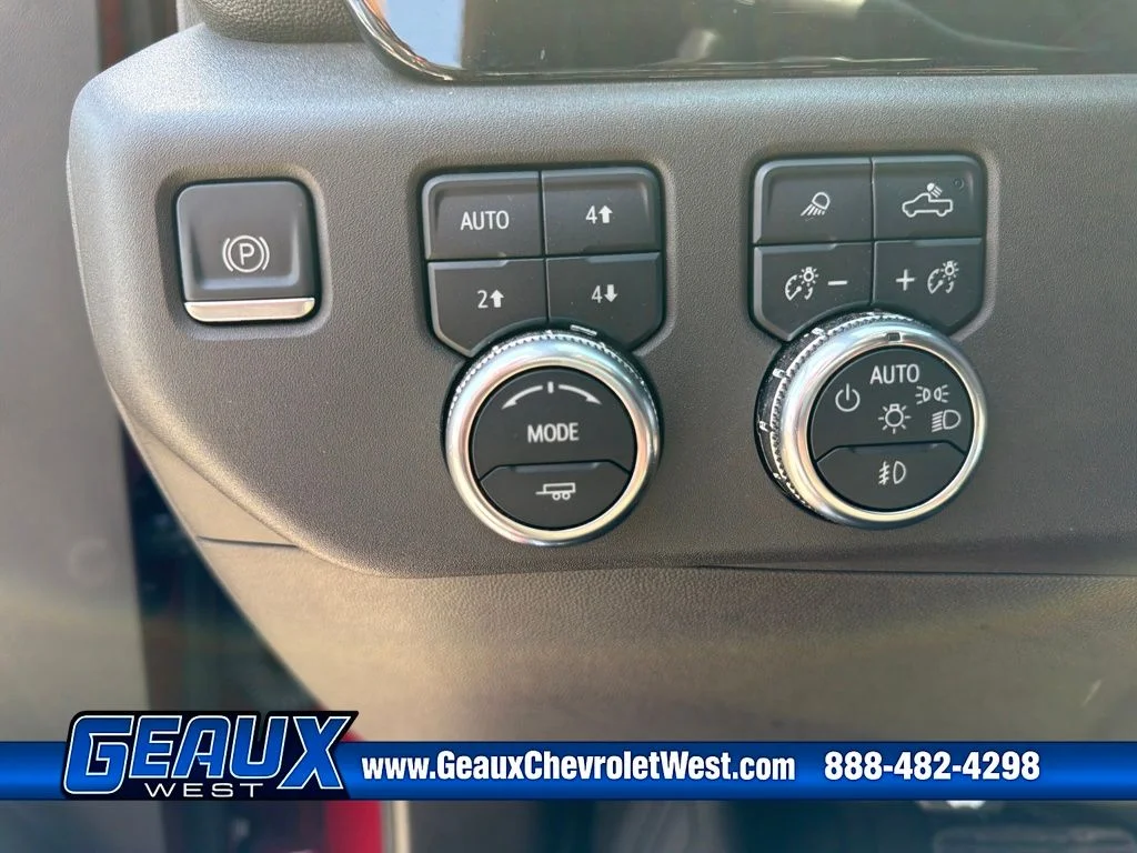 Used 2023 Red GMC SLT image 49