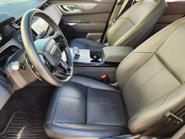 Certified Used 2025 Gray Land Rover Dynamic SE image 13