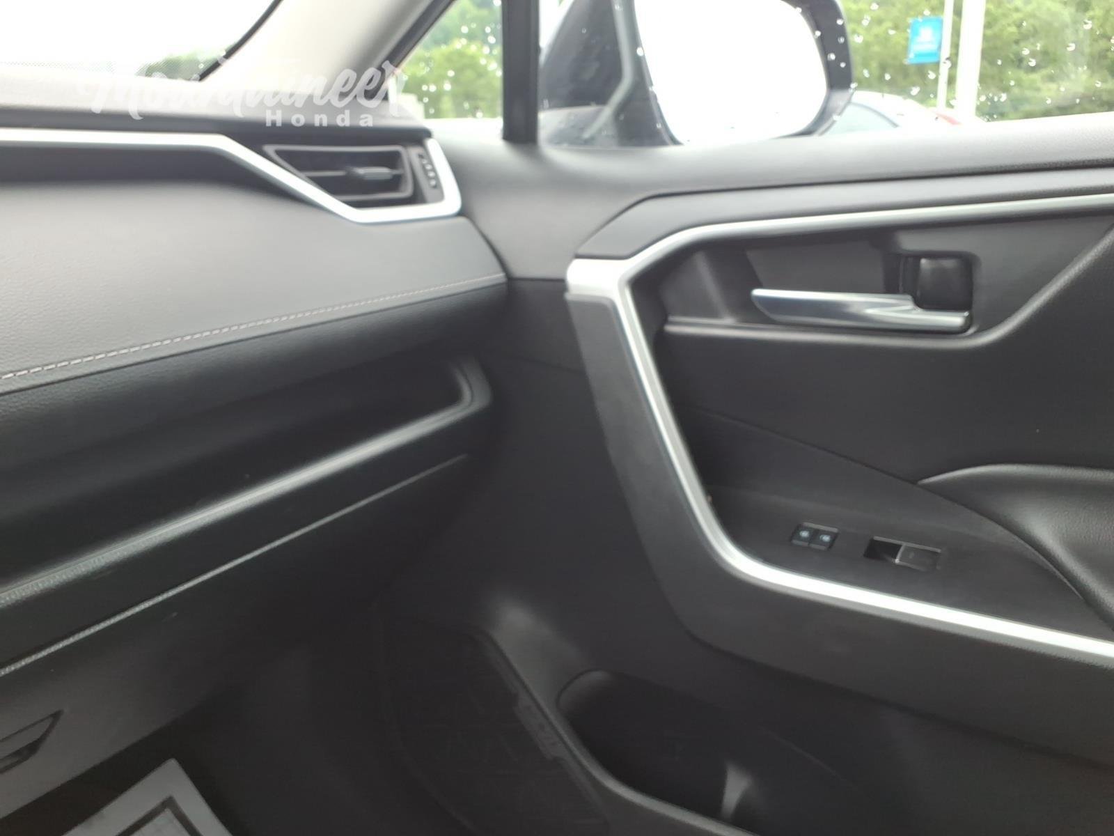 Used 2022 Magnetic Gray Metallic TOYOTA  image 39