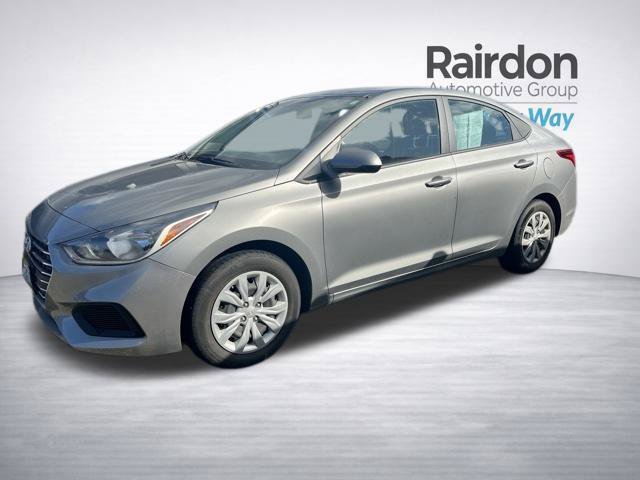 Used 2022 Forge Gray Hyundai SE image 1