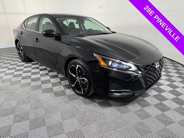 2025 Nissan Altima 2.5 SR