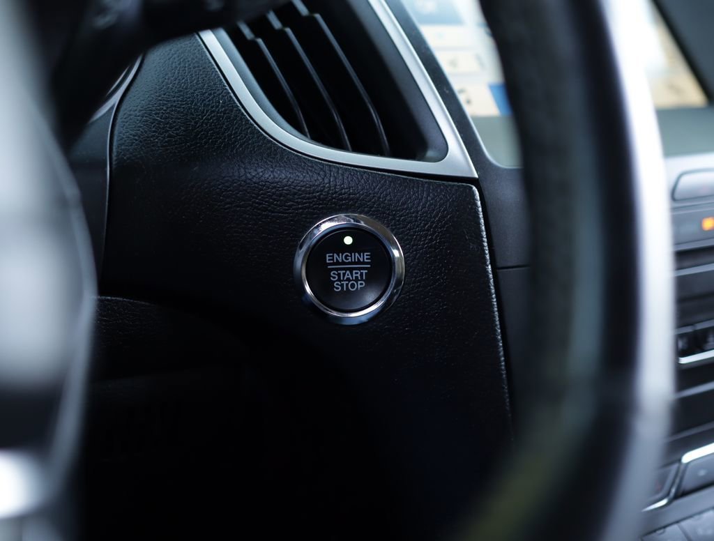Used 2017 White Ford SEL image 18