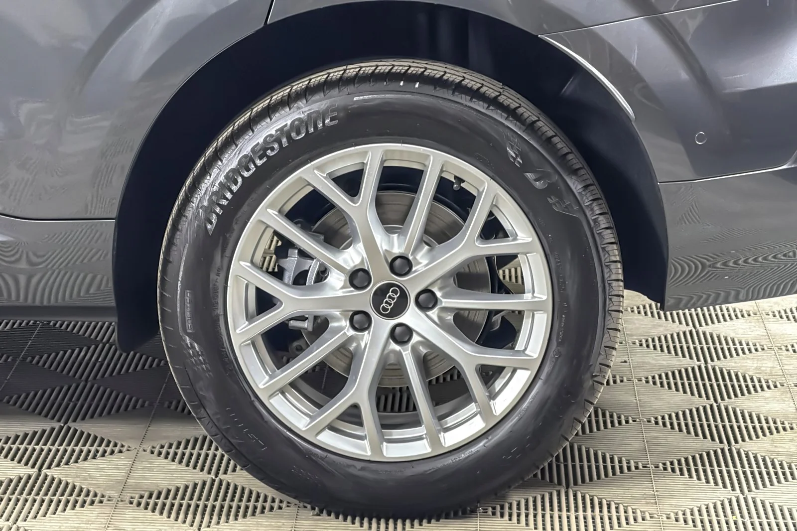 New 2026 Daytona Gray Pearl Effect Audi S line quattro image 25