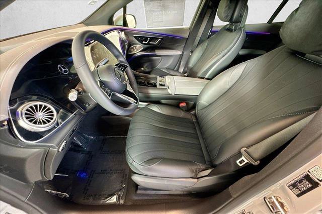 New 2026 MANUFAKTUR Alpine Grey Mercedes-Benz EQS 400 image 47